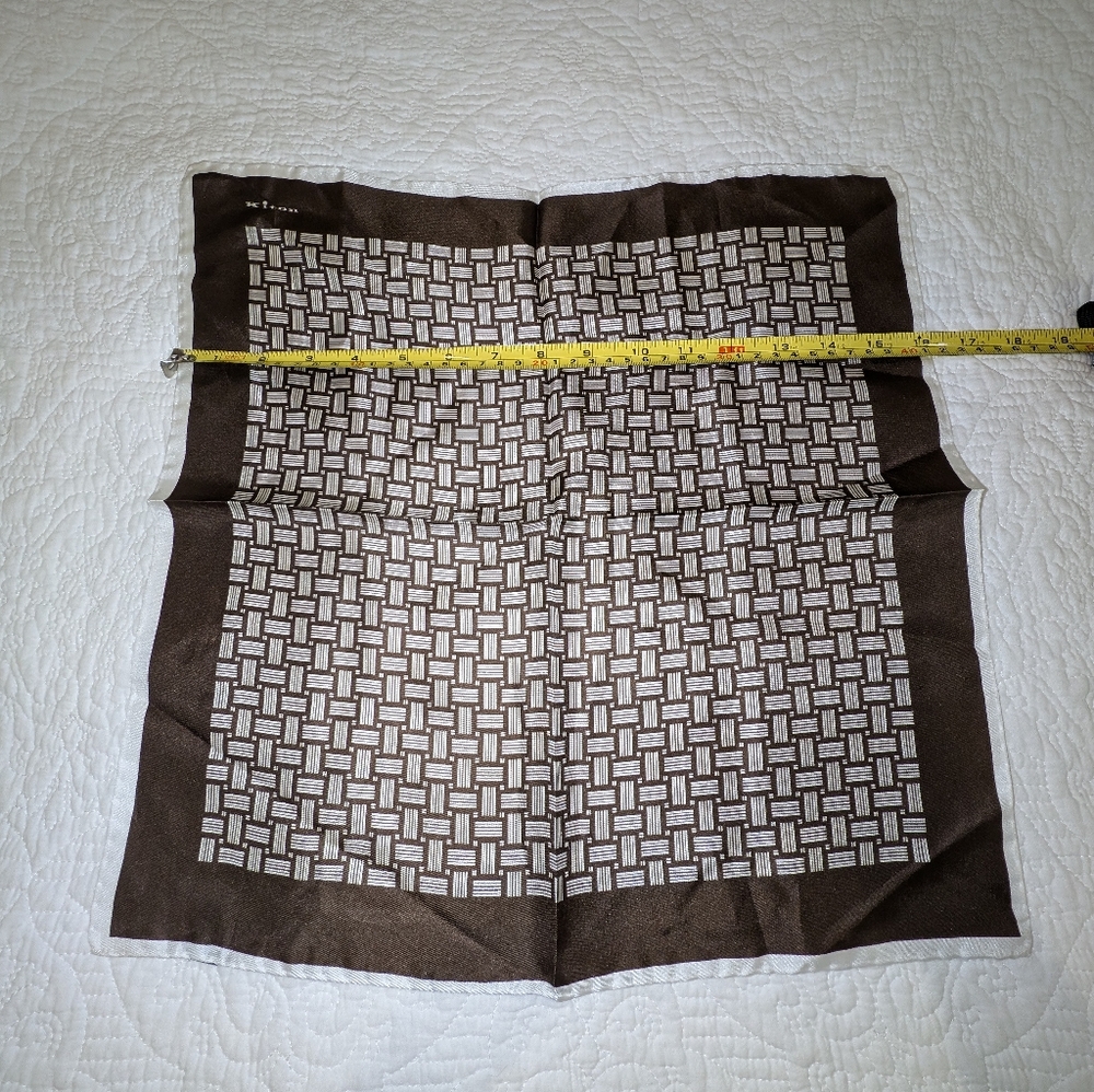 Brown and White Patterned Scarf